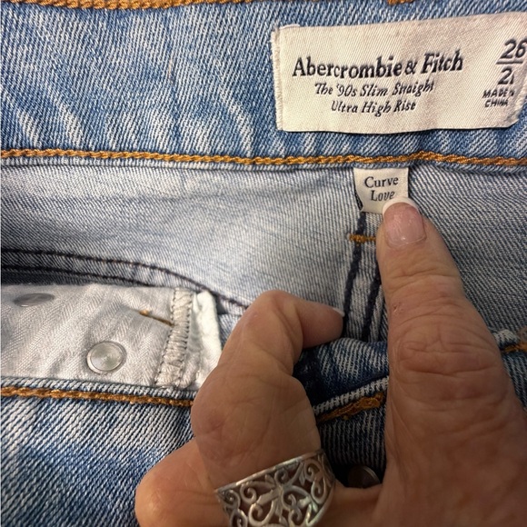 Abercombie & Fitch 90's Slim Straight Ultre High Rise Classic Jeans Sz 26 - Picture 10 of 16